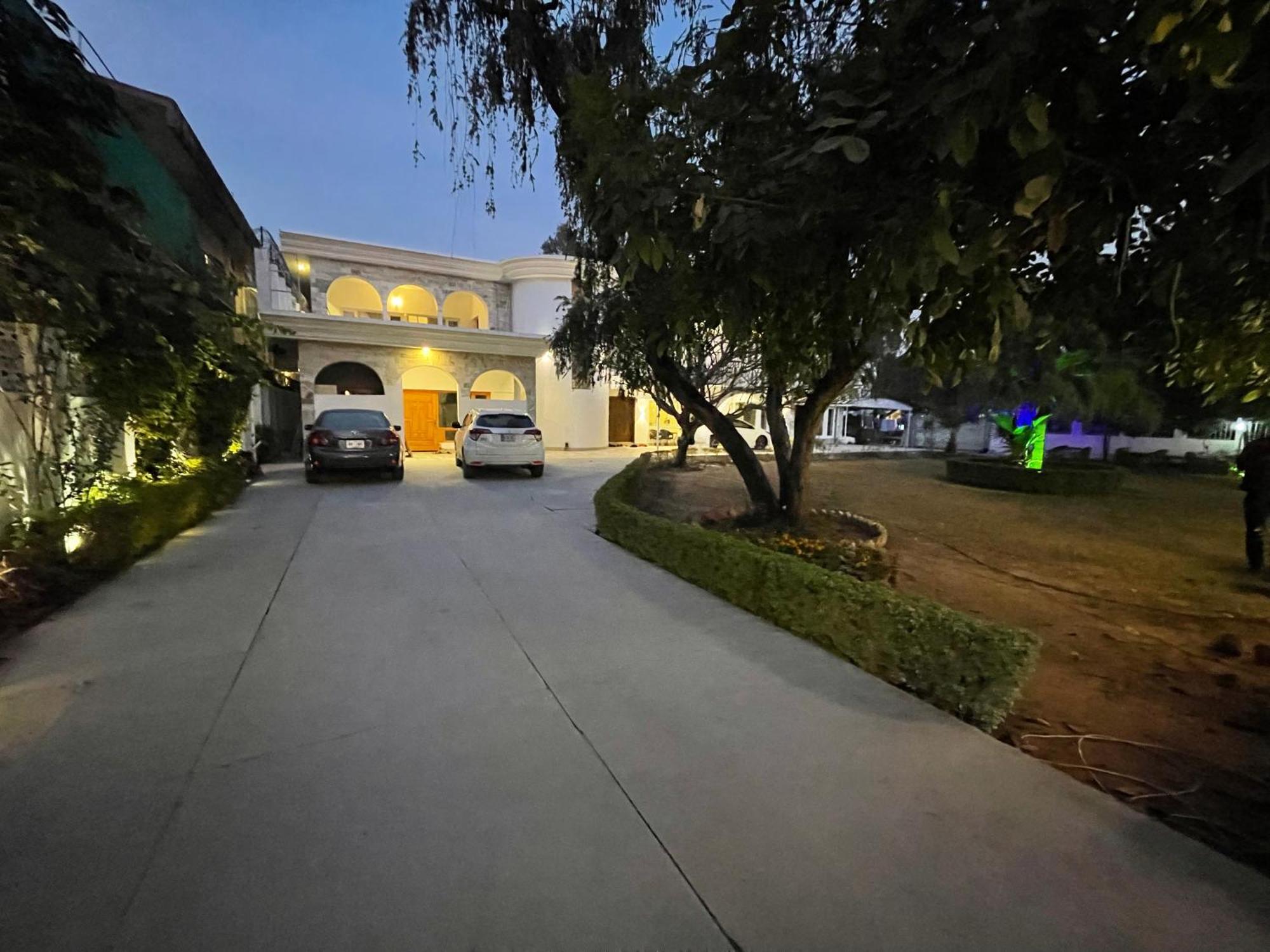 The Life Style Lodges Opp Centaurus Mall Islamabad Zewnętrze zdjęcie