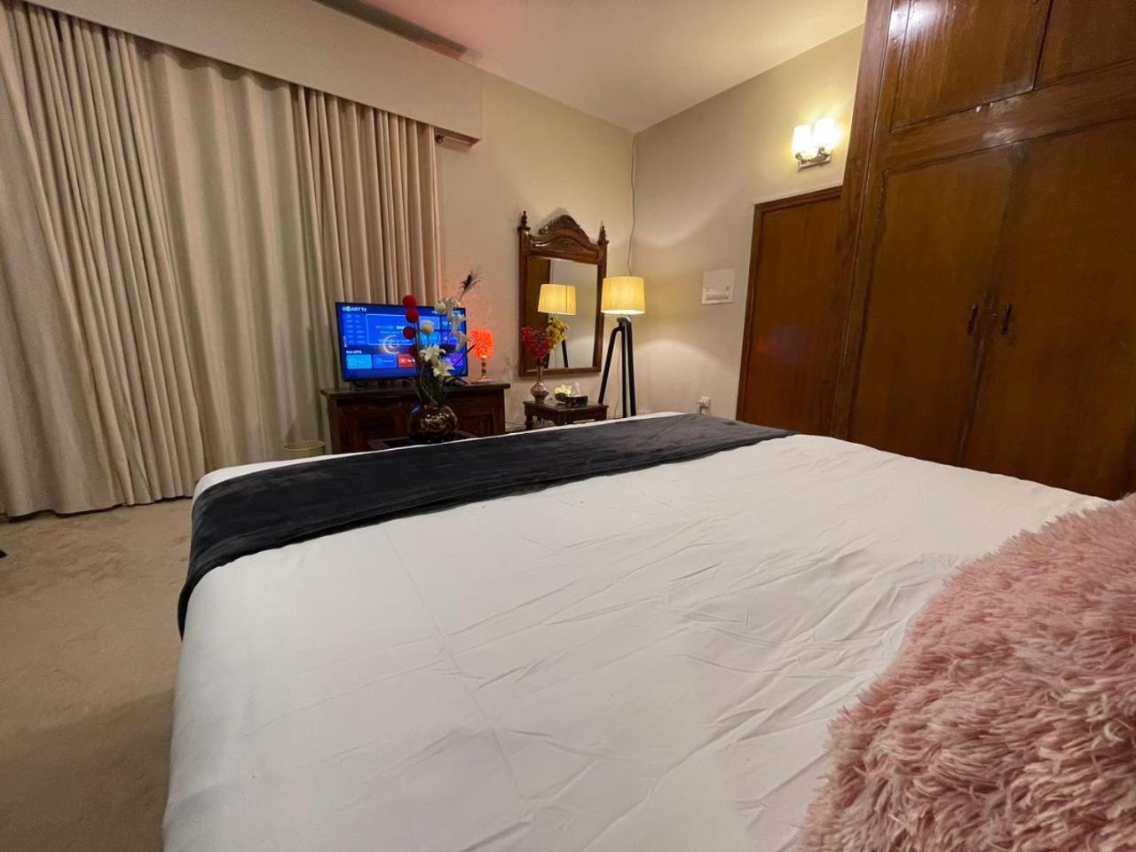 The Life Style Lodges Opp Centaurus Mall Islamabad Zewnętrze zdjęcie